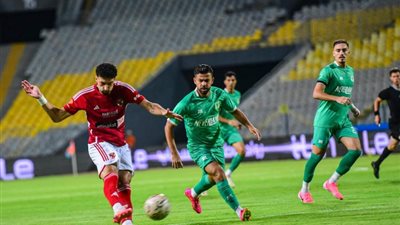 رأسية وسام أبو علي تتقدم للأهلي بالهدف الأول على المصري (فيديو)