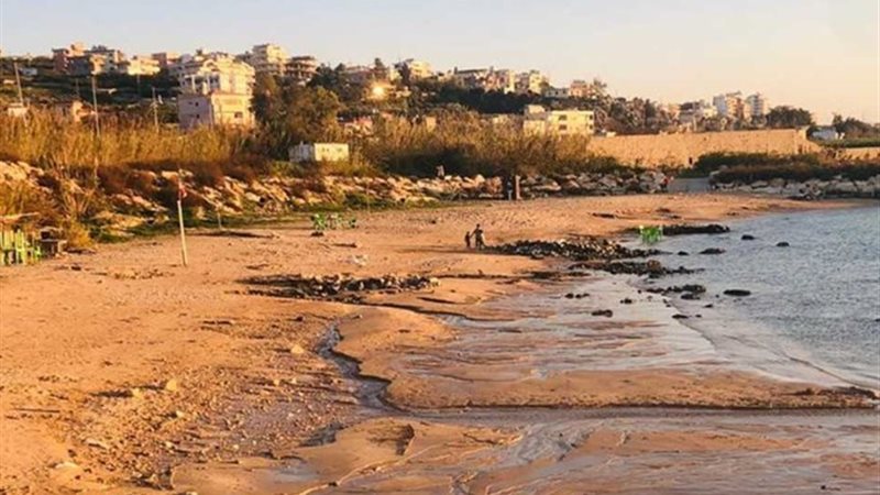 انحسار مياه البحر عن بعض شواطئ الجمهورية