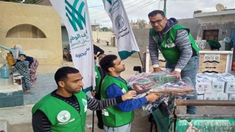 ايد واحدة