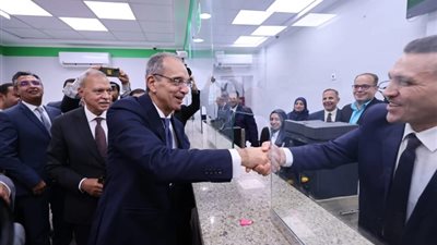 لتعزيز الرهان الكسبان، وزير الاتصالات يتجول من قبلي لـ بحري