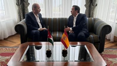وزير خارجية الأردن يؤكد لنظيره الإسباني ضرورة حماية لبنان من حرب جديدة