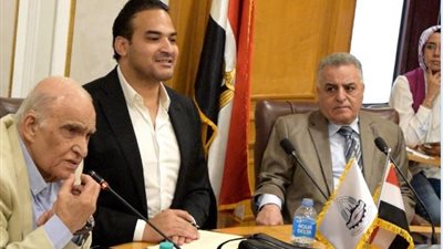 لمنع الاحتكار الأوروبي، «شعبة السيارات» تطالب بتنوع شواحن السيارات الكهربائية