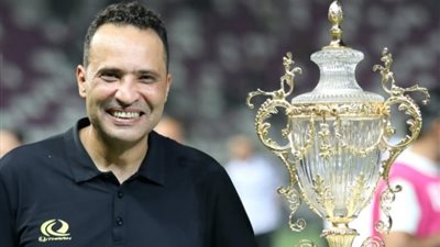 بعد فوزه بالدوري والكأس، مؤمن سليمان يرحل عن تدريب الشرطة العراقي