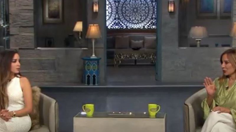 راندا عوض وابنتها