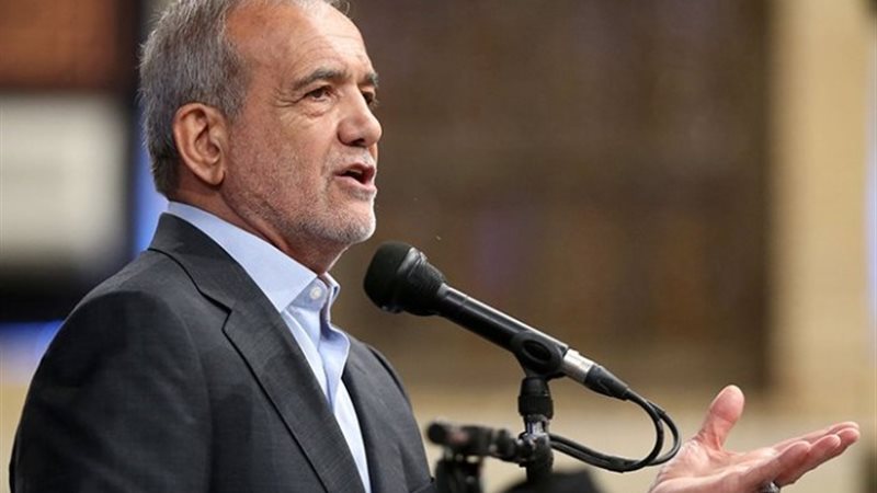 الرئيس الإيراني الجديد مسعود بزشكيان