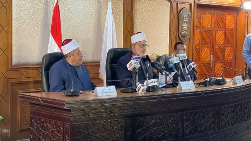 خلال المؤتمر الصحفي