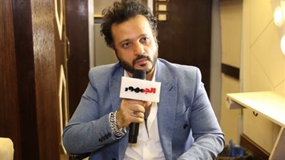 إيساف لـ«الجمهور»: «عشان أغنيتي تنجح لازم أعمل فضيحة لنفسي»