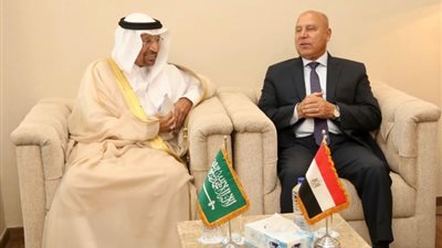 كامل الوزير: تنفيذ 7 ممرات لوجستية دولية لربط مناطق الإنتاج بالموانئ البحرية