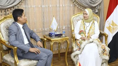 مستشار شيخ الأزهر لسفير بروناي: الإمام الأكبر يوصينا دائمًا بالطلاب الوافدين