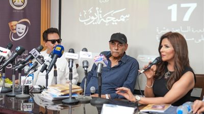 أحمد بدير عن محمد رياض: لما الفنان يقود مهرجان بيلفت الانتباه أكتر من الموظف