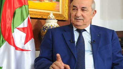 ثلاثة مرشحين يحصلون على موافقة المحكمة الدستورية للانتخابات الرئاسية بالجزائر