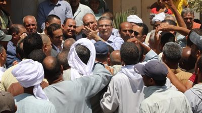 في زيارة مفاجئة، وزير الزراعة يقيل مدير جمعية فرهاش وجميع العاملين بها
