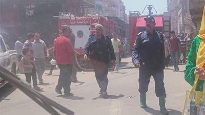 حريق يلتهم مخزن مواد غذائية بزفتى