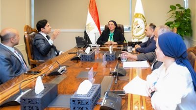 وزيرة البيئة: دمج 700 عامل غير رسمي في منظومة المخلفات