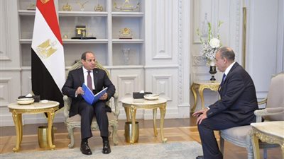 الرئيس السيسي يوجه باستكمال تنفيذ مستهدفات الاستراتيجية الوطنية لحقوق الإنسان
