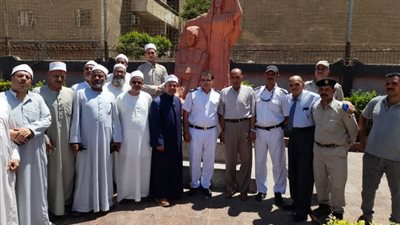 تمثال نهضة مصر لطلاب مدرسة صهرجت الصغرى يبهر دعاة الدقهلية