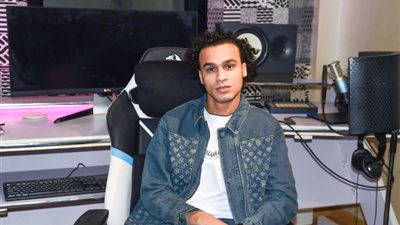 مصطفى حدوتة لـ «الجمهور»: أنا من صنع نجومية عمر كمال