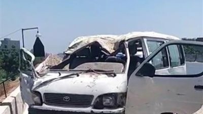 إصابة 5 أشخاص في حادث تصادم سيارة نقل بعدة سيارات على الطريق الإقليمي