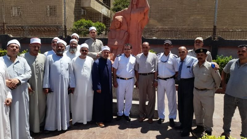 محاكاة تمثال نهضة مصر