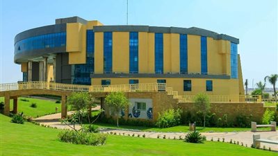 أبرزها السفارات، تعرف على تخصصات في جامعة بدر تربطك بسوق العمل
