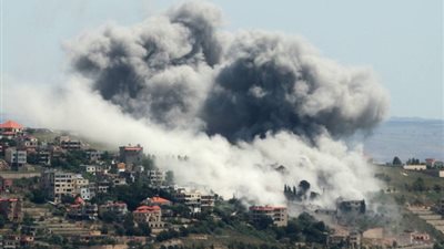حزب الله يقصف مقرات لقيادات الاحتلال جنوب لبنان، والأخير يرد بغارات جوية