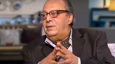 أسامة عباس يعلن عدم حضور تكريمه في المهرجان القومي للمسرح
