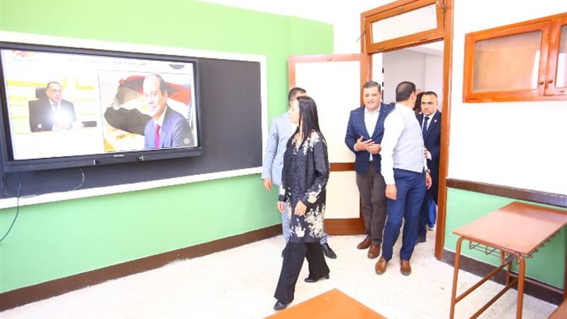 خلال الافتتاح