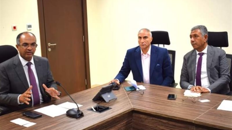 جانب من اجتماع وزارة الإسكان