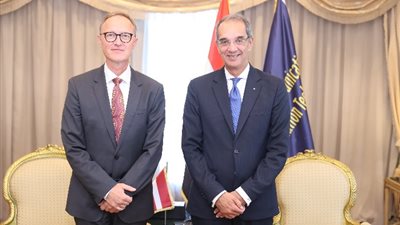 الاتصالات: مصر مقصد عالمي لمراكز التعهيد وتصدير خدمات التكنولوجيا