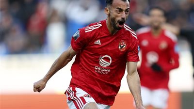 الأهلي يتقدم على زد بالهدف الثاني بأقدام أحمد عبدالقادر في الدوري