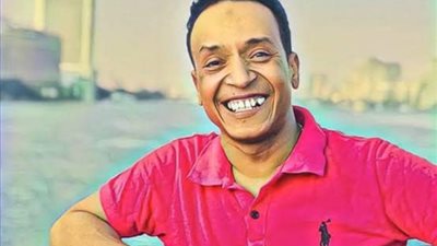 مصرع الفنان النوبي محمد فوزي في حادث بالطريق الصحراوي بأسوان (صور)
