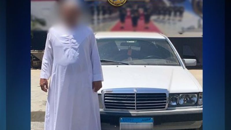 قائد السيارة