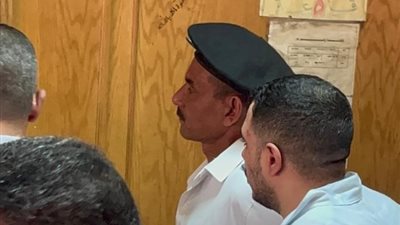سفاح التجمع يصل إلى محكمة جنايات القاهرة وسط حراسة مشددة