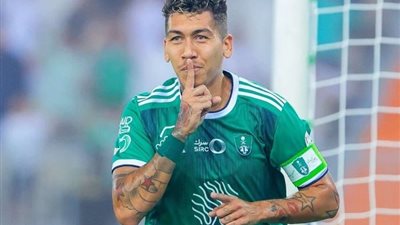 فيرمينيو يسجل الهدف الأول للأهلي في شباك الهلال (فيديو)