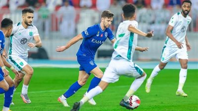 الهلال يتعادل أمام الأهلي في الوقت القاتل عن طريق ميتروفيتش (فيديو)