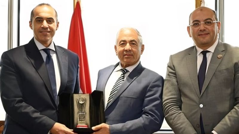 المستشار محمود فوزى ووفد حزب «حماة الوطن»
