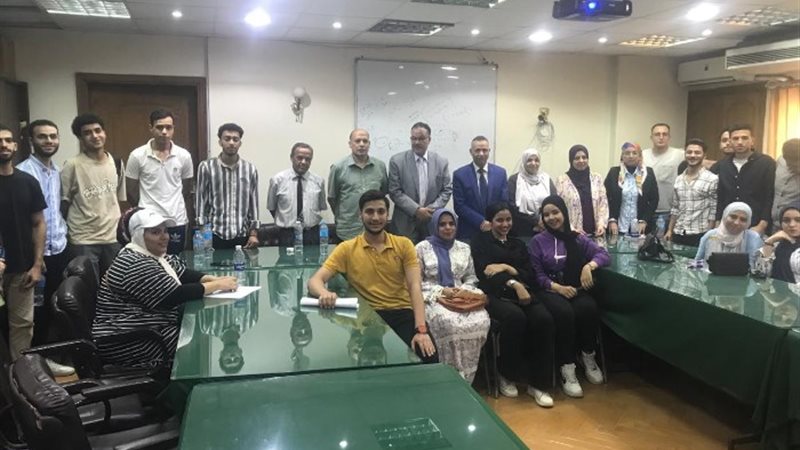 خلال الدورة