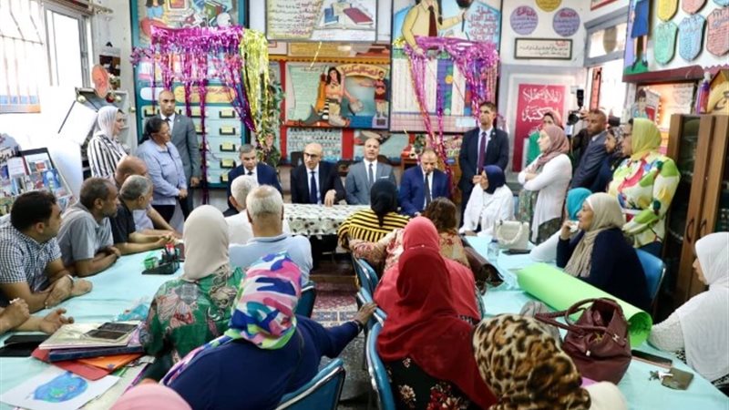 خلال الزيارة
