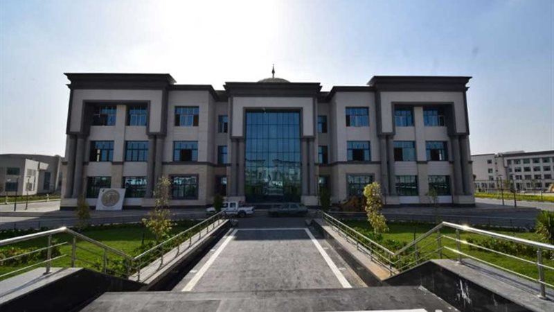 جامعة بنها الاهلية
