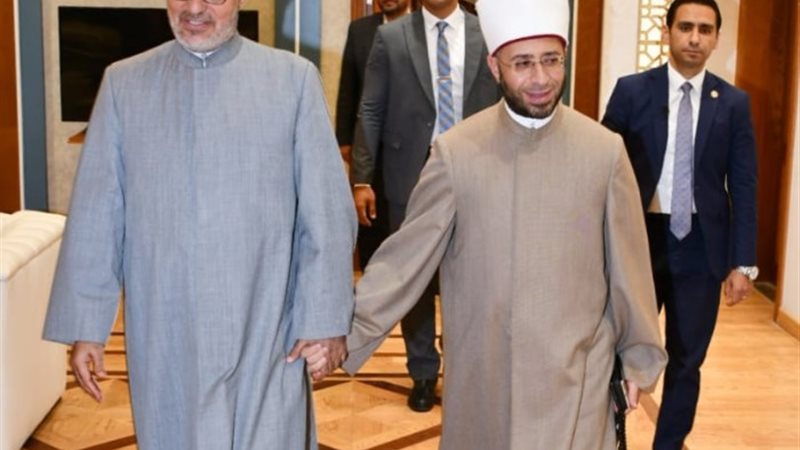 وزير الأوقاف والمفتي