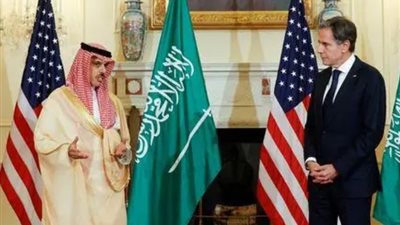 وزير الخارجية السعودي يبحث مع نظيره الأمريكي هاتفيا الأوضاع في المنطقة