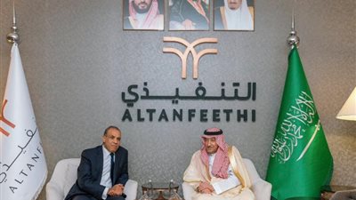 نشاط مكثف بين مصر والسعودية، وزير الخارجية يزور الرياض لدعم العلاقات