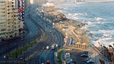 «بوابات للدخول والخروج»، 10 معلومات عن مشروع توسعة كورنيش الإسكندرية