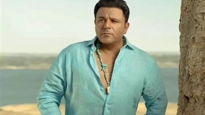 لحظة تعدي محمد فؤاد على طبيب بمستشفى عين شمس التخصيصي (فيديو)