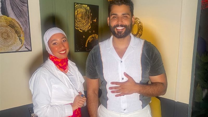 محمود التركي مع محررة موقع الجمهور