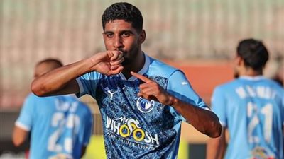 إبراهيم عادل يقود تشكيل بيراميدز أمام سموحة في كأس مصر