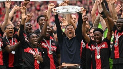 باير ليفركوزن يقص شريط الدوري الألماني بمواجهة بوروسيا مونشنجلادباخ
