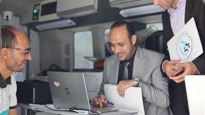 «عوض»: قانون التأمين يضمن حماية اجتماعية للفلاح وحائزي الأراضي الزراعية