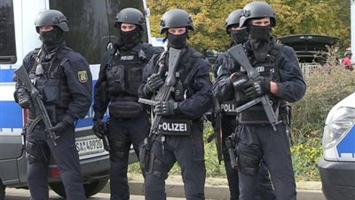 مصرع 3 أشخاص وإصابة آخرين فى عملية طعن بسولينجن بألمانيا