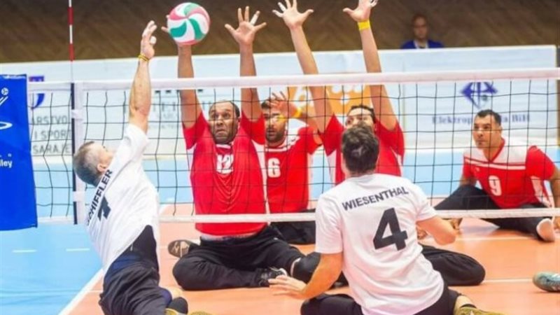 منتخب الكرة الطائرة جلوس